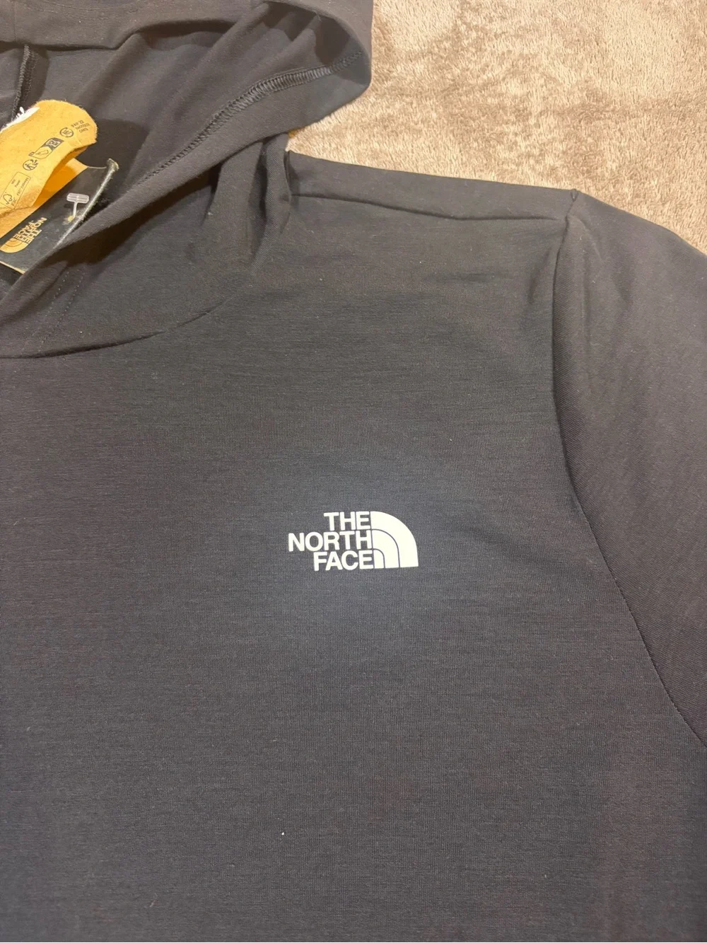 The North Face Black Hooded Long-Sleeve Performance Top FlashDry-XD Mens Large